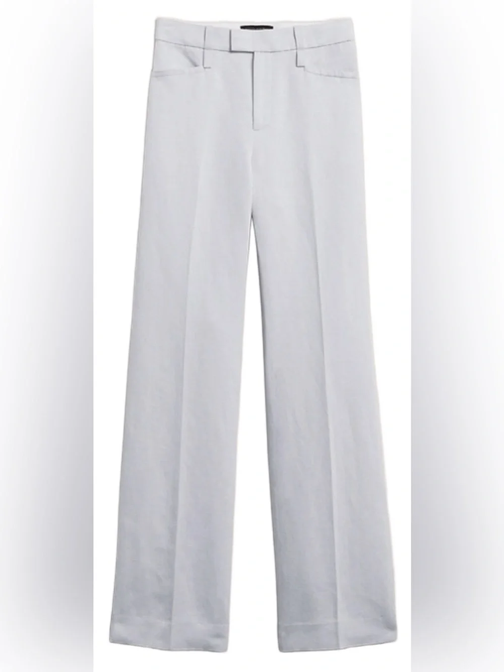 NWT. Banana Republic islet trouser. Baby blue. Size 4